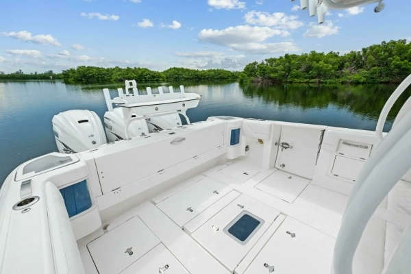 2020 Intrepid 40