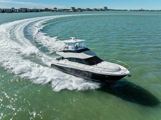 2016 Tiara Yachts 50