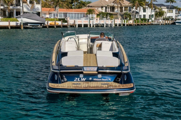 2LW 34ft Chris Craft Yacht For Sale