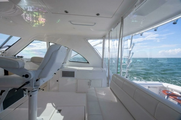 2012 Cabo 40