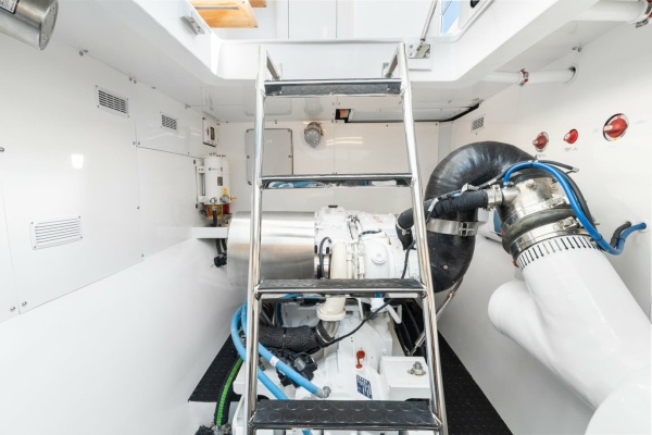 Two Oceans 555 010 55ft Two Oceans Yacht For Sale