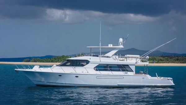70-ft-West Bay-2002-70 Yachtfisher-Pegasus Los Cabos  Mexico  yacht for sale