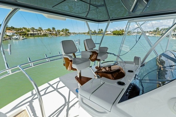 2023 Viking 54