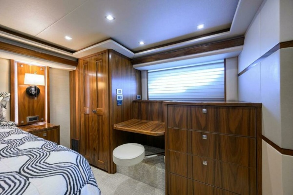 LAMPLIGHTER 80ft Viking Yacht For Sale