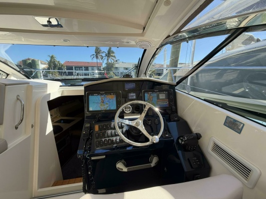 Jolly Dawg 41ft Pursuit Yacht For Sale