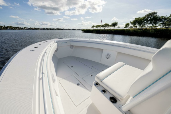 Bloodline 33ft SeaHunter Yacht For Sale
