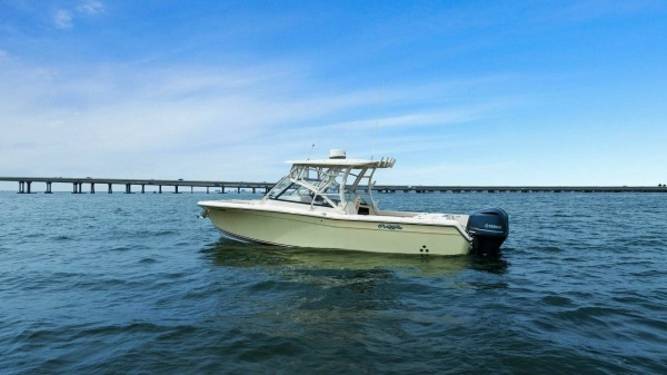 2016 Grady-White 28