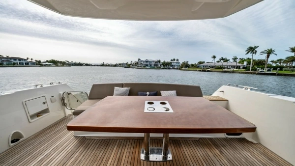 2015 Prestige 55