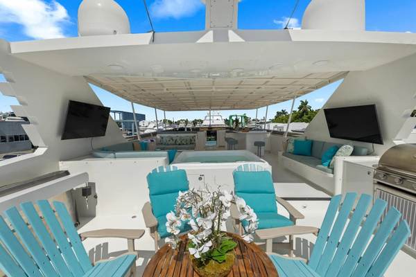 1999 Trinity Yachts 118