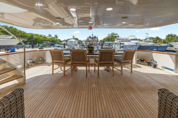 1999 Trinity Yachts 118