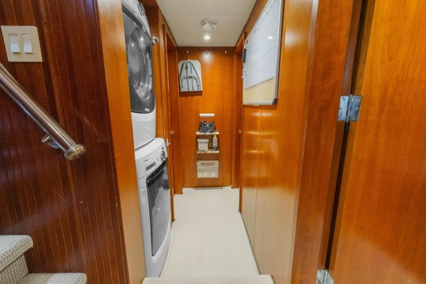 1999 Trinity Yachts 118