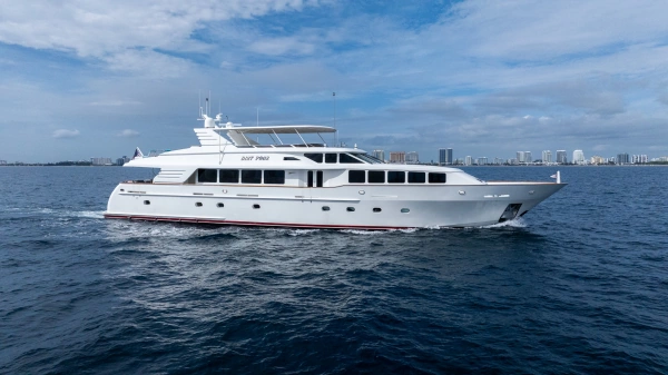 1999 Trinity Yachts 118