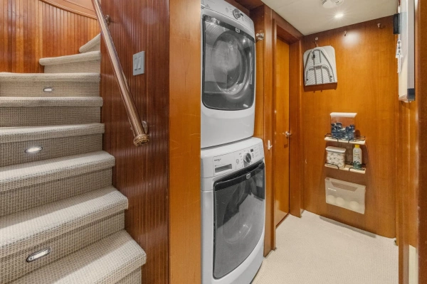 1999 Trinity Yachts 118