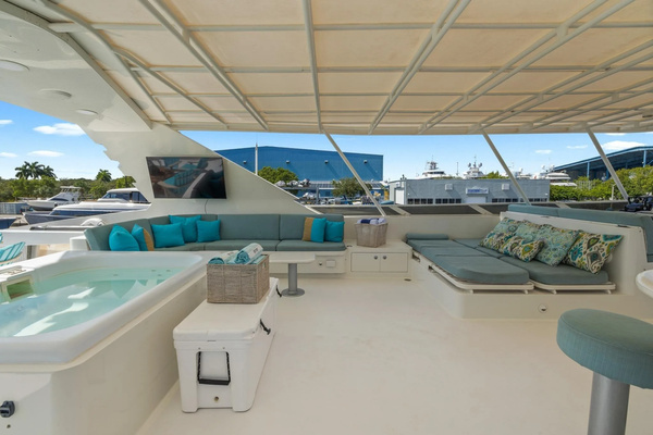 1999 Trinity Yachts 118