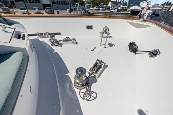 1999 Trinity Yachts 118