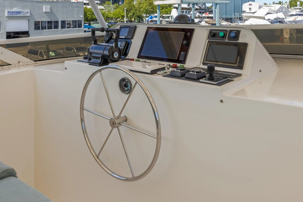1999 Trinity Yachts 118