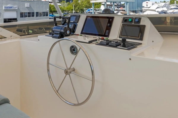 1999 Trinity Yachts 118