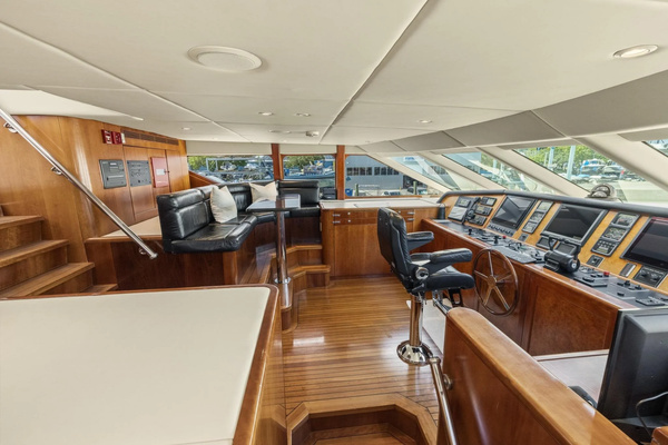 1999 Trinity Yachts 118