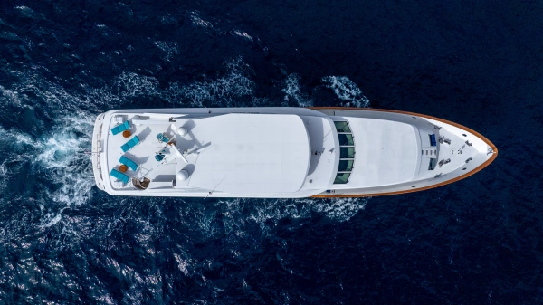1999 Trinity Yachts 118