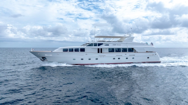 1999 Trinity Yachts 118