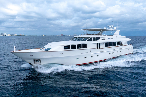 1999 Trinity Yachts 118