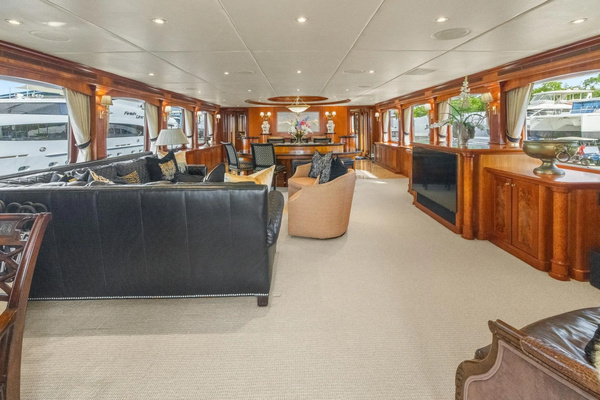 1999 Trinity Yachts 118