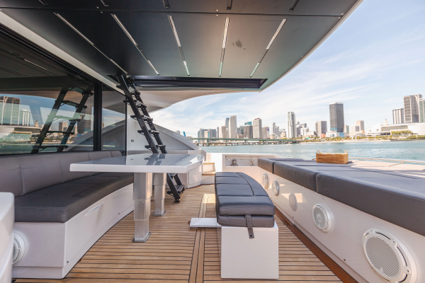DOUBLE OR NOTHING 82ft Pershing Yacht For Sale