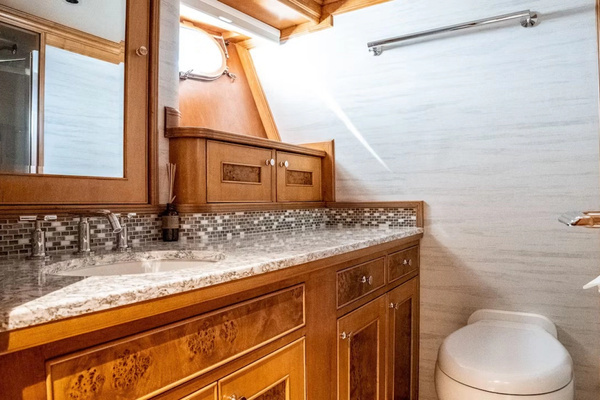 Queenship Explorer Yacht For Sale