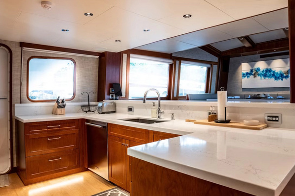 Queenship Explorer Yacht For Sale
