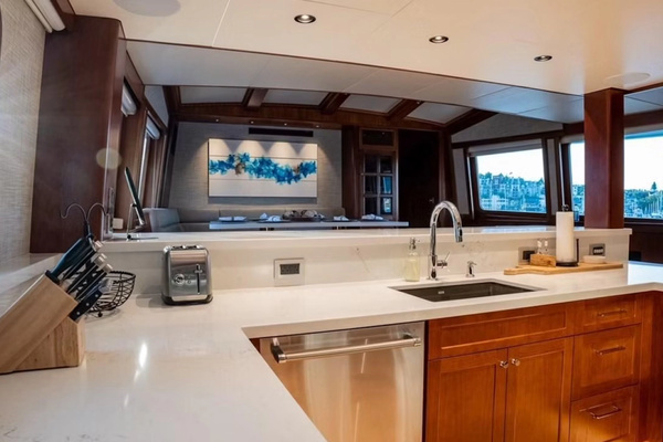 Queenship Explorer Yacht For Sale
