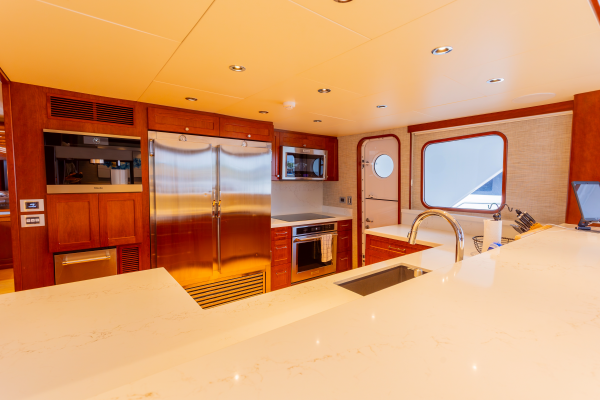 Dozer 98ft Queenship Yacht For Sale