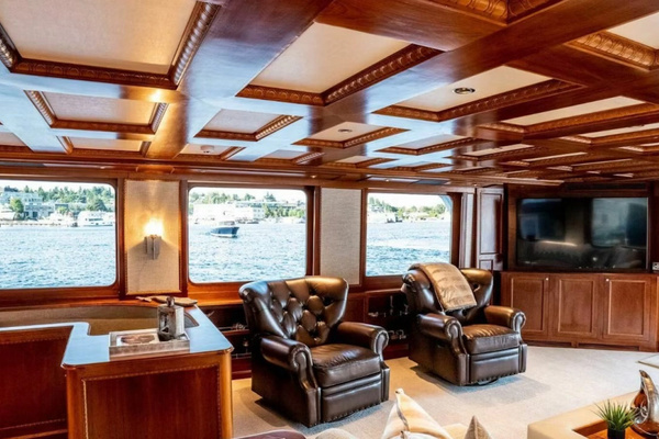 Queenship Explorer Yacht For Sale