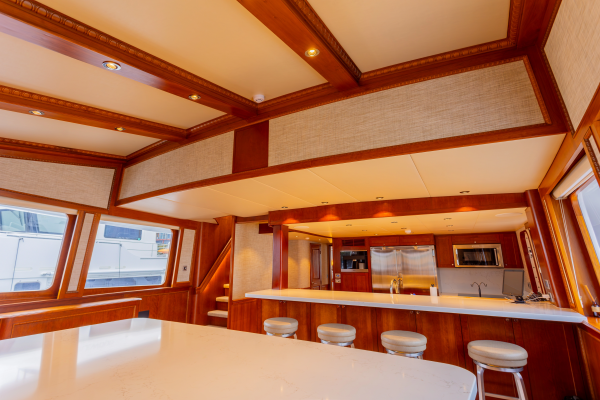 Dozer 98ft Queenship Yacht For Sale