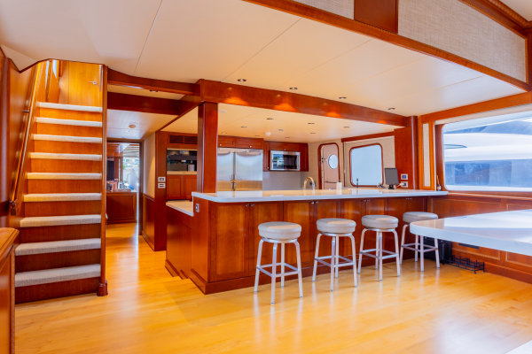 Dozer 98ft Queenship Yacht For Sale