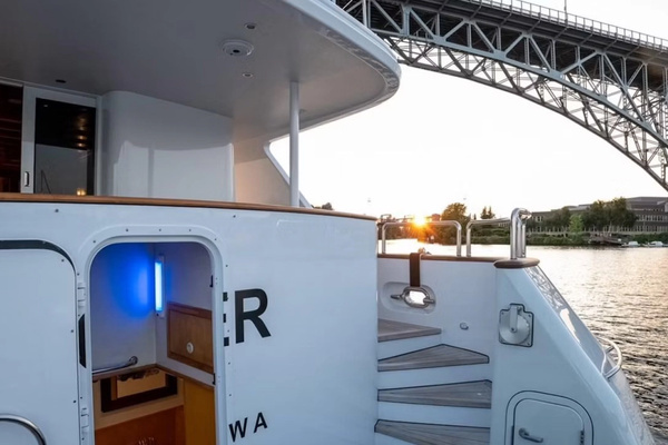 Queenship Explorer Yacht For Sale