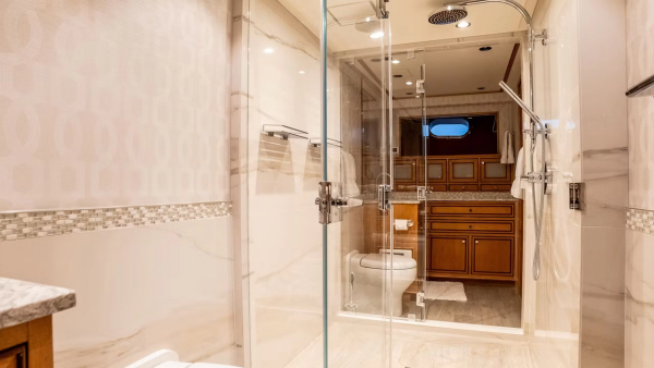 Dozer 98ft Queenship Yacht For Sale