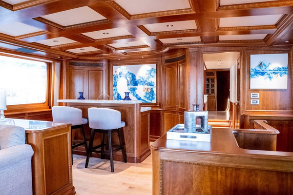 Queenship Explorer Yacht For Sale