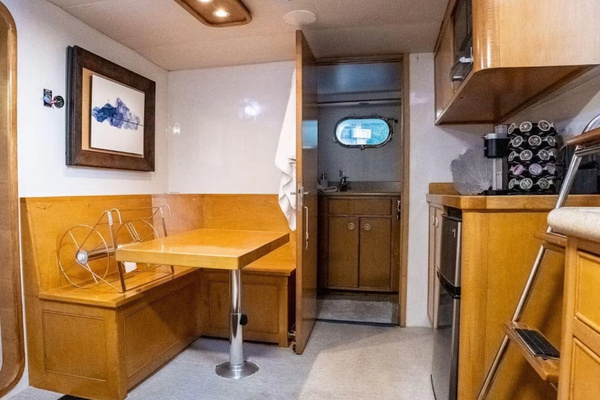 Queenship Explorer Yacht For Sale