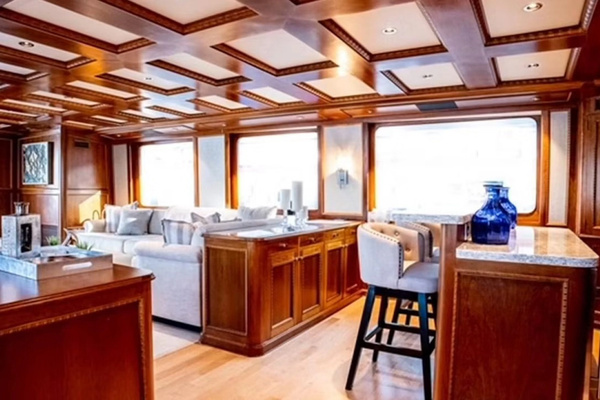 Queenship Explorer Yacht For Sale