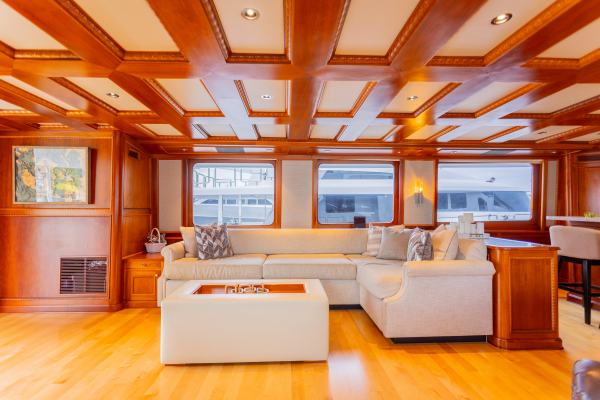 Dozer 98ft Queenship Yacht For Sale