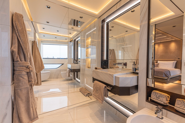 DUCALE 120 120ft Ocean King Yacht For Sale