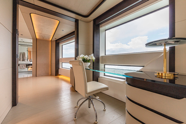 2028Ocean King 120 ft Ducale 120   DUCALE 120