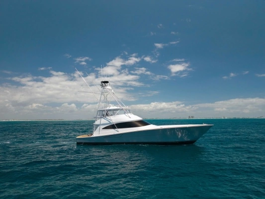2023 Viking 72