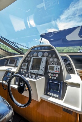 Denise 76ft Pershing Yacht For Sale