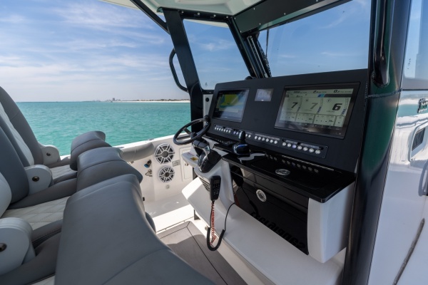 36ft Everglades Yacht For Sale