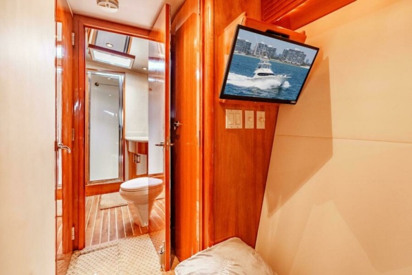 2004 Hatteras 54 Convertible 