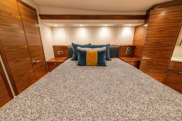 2025 Viking 58