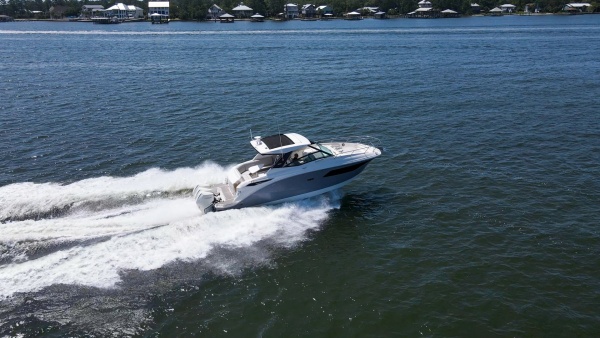 Raya Sunshine 32ft Sea Ray Yacht For Sale