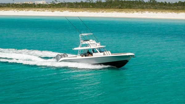 Everglades 455 Center Console Yacht For Sale