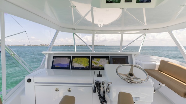 Knot Diggin 60ft Hatteras Yacht For Sale
